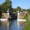 Foamfollower leaving Lock 38 by Stephen Bashford – 7 October 2006